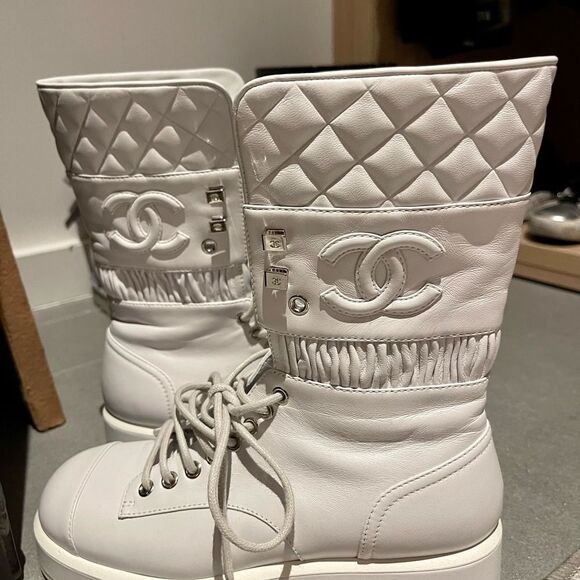 Chanel boots white 35 ( 5 ). - Picture 1 of 2